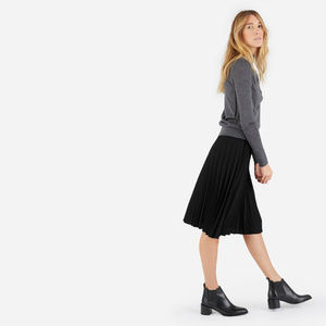 Everlane Pleated Skirt, Black Size 0